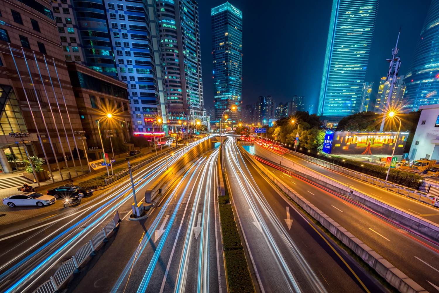 Driverless Cars: When Will the Rubber Really Hit the Road?